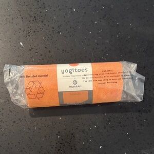 NWT Yogitoes Manduka small yoga sweat towel
